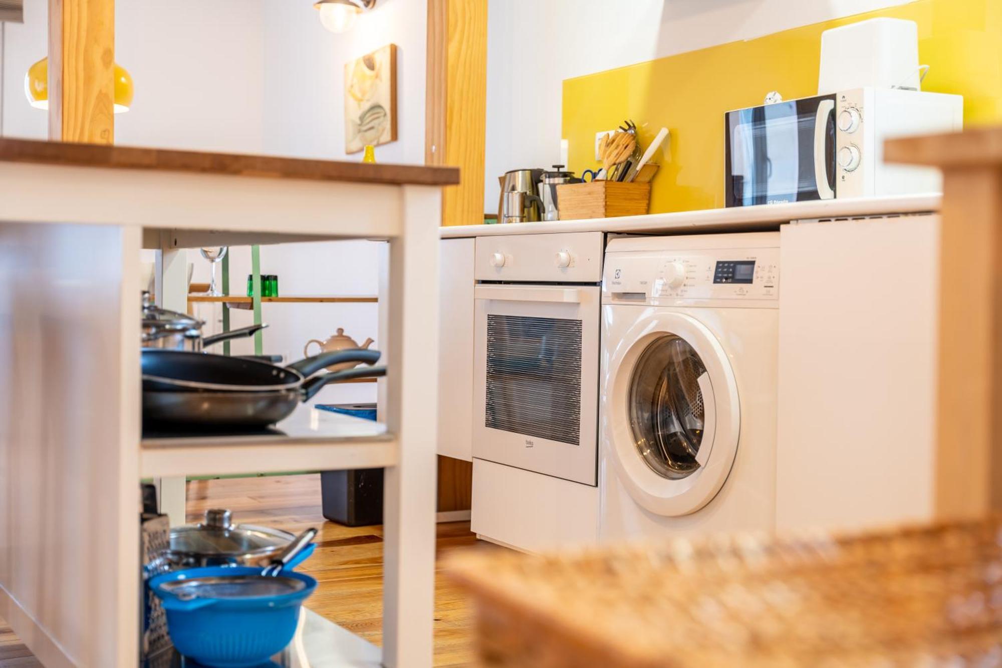 Warm And Inviting, Central Location By Urbanhosting Σανταντέρ Εξωτερικό φωτογραφία